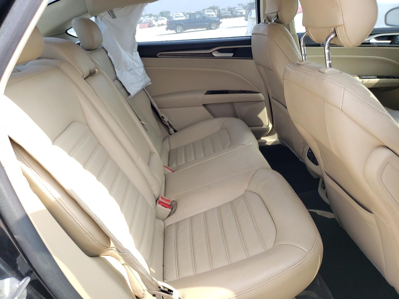 Photo 6 from auction – 2014 FORD FUSION SE with VIN 3FA6P0HD6ER193152