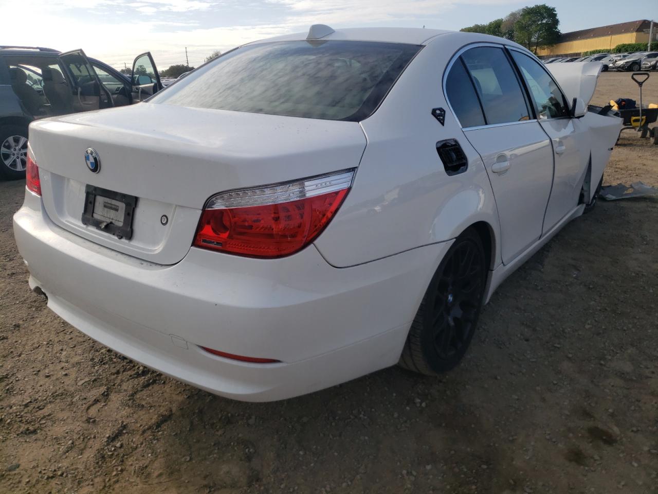 Photo 4 from auction – 2008 BMW 528 I with VIN WBANU53518CT15623