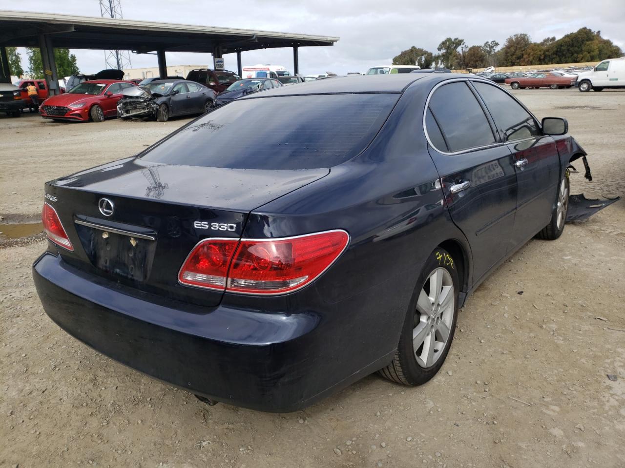 Фото 4 с аукциона – 2005 LEXUS ES 330 с VIN JTHBA30G855061514