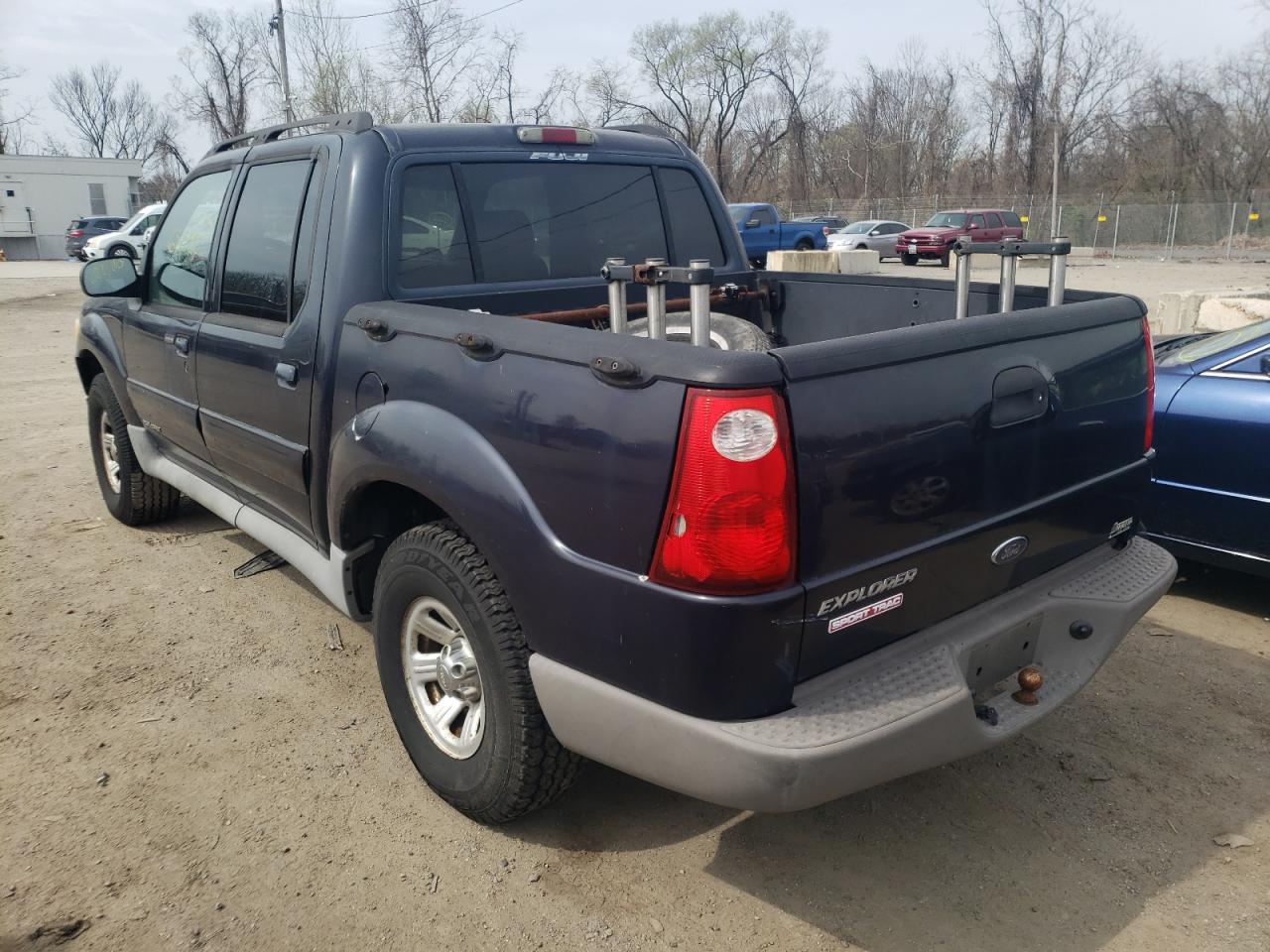 Photo 3 from auction – 2001 FORD EXPLORER S with VIN 1FMZU77E71UA70560