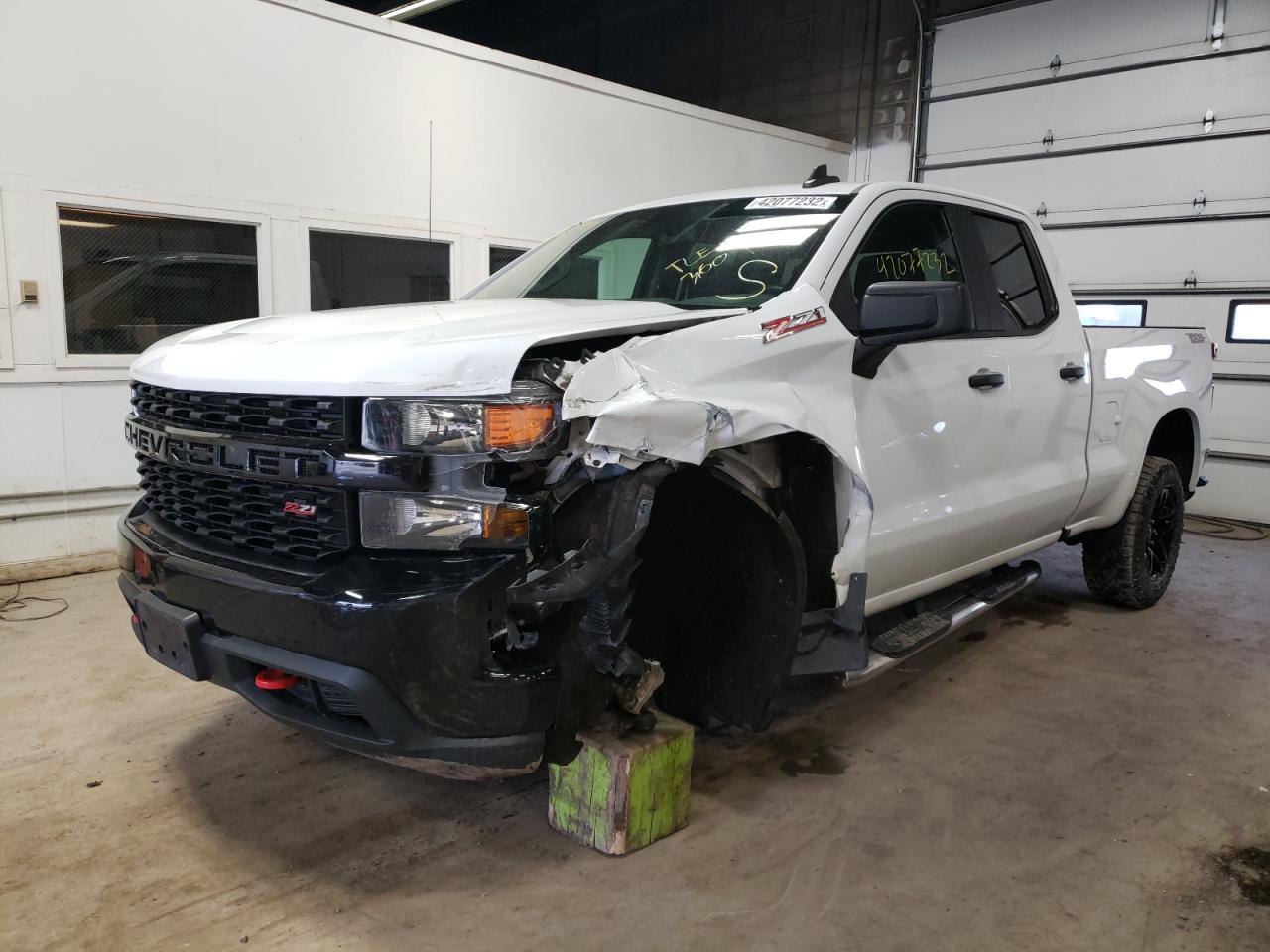 Photo 12 from auction – 2019 CHEVROLET SILVERADO with VIN 1GCRYCEF0KZ270651