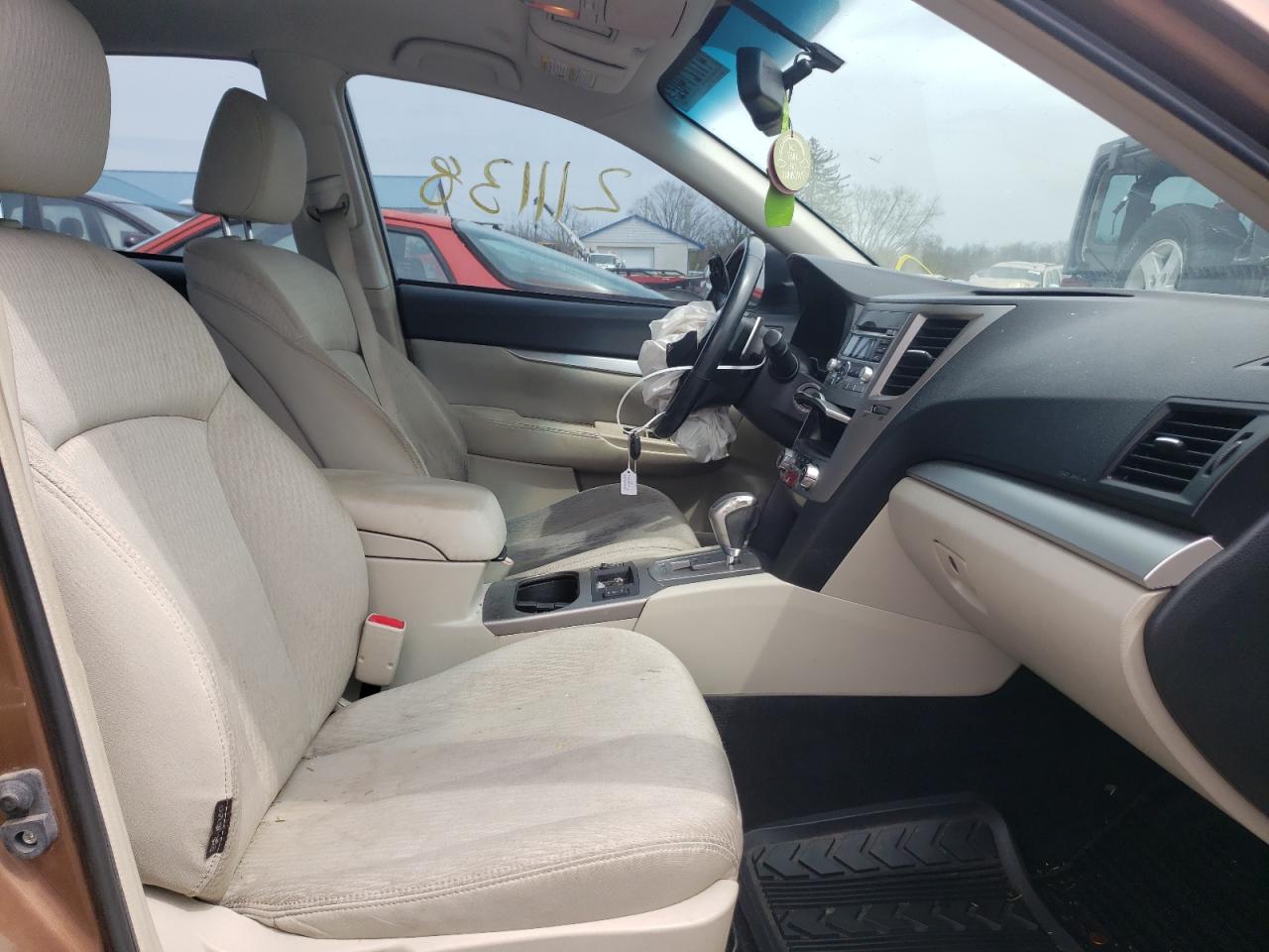 Photo 5 from auction – 2011 SUBARU LEGACY 2.5 with VIN 4S3BMBC66B3220530