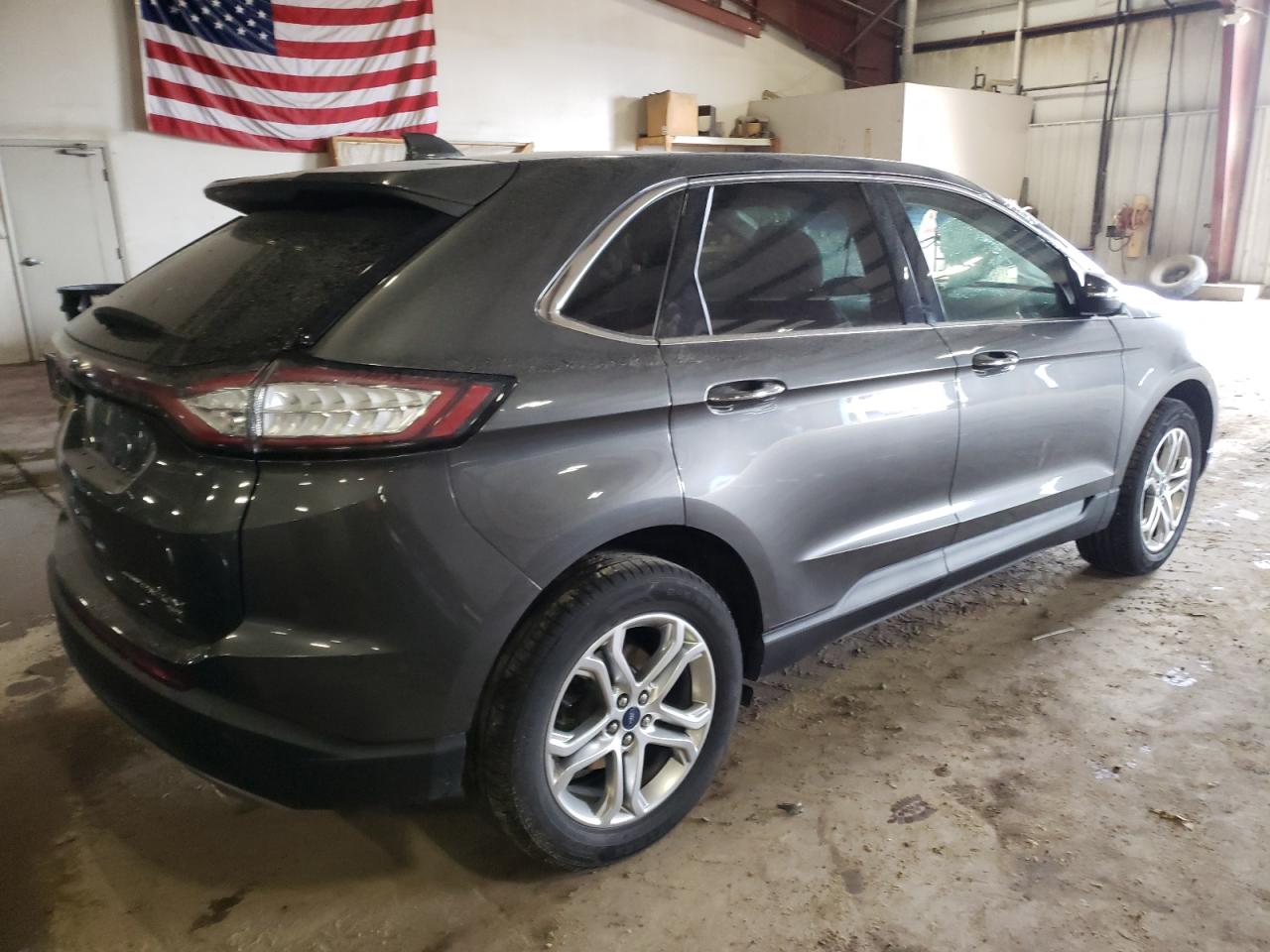 Photo 4 from auction – 2018 FORD EDGE TITAN with VIN 2FMPK4K82JBB87322