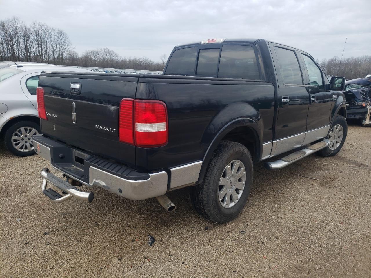 Photo 4 from auction – 2006 LINCOLN MARK LT with VIN 5LTPW18586FJ00692
