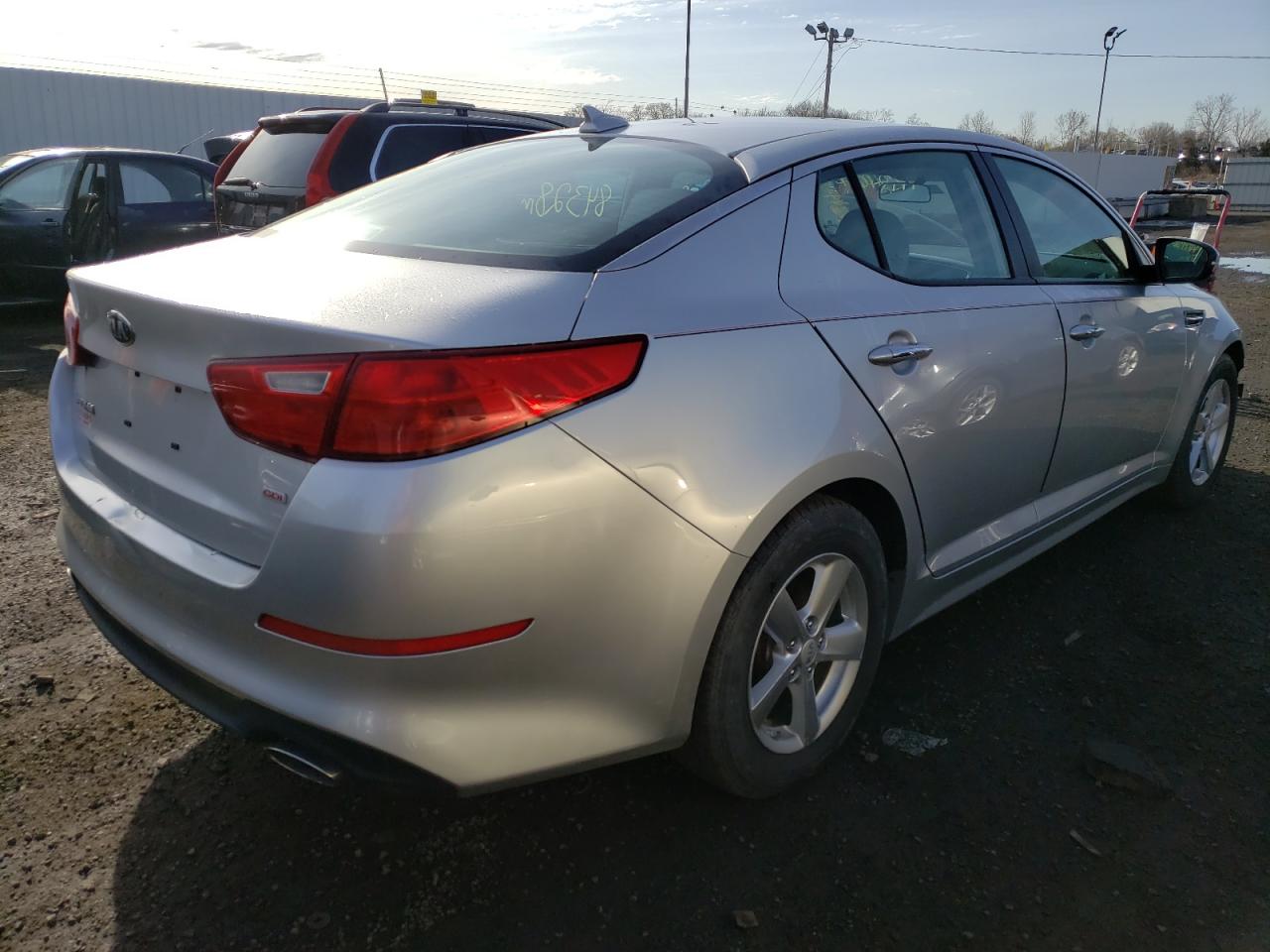 Photo 4 from auction – 2014 KIA OPTIMA LX with VIN KNAGM4A71E5479381