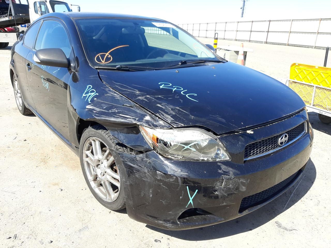 TOYOTA SCION TC 2005 with VIN JTKDE177950060550 - Photo from auction