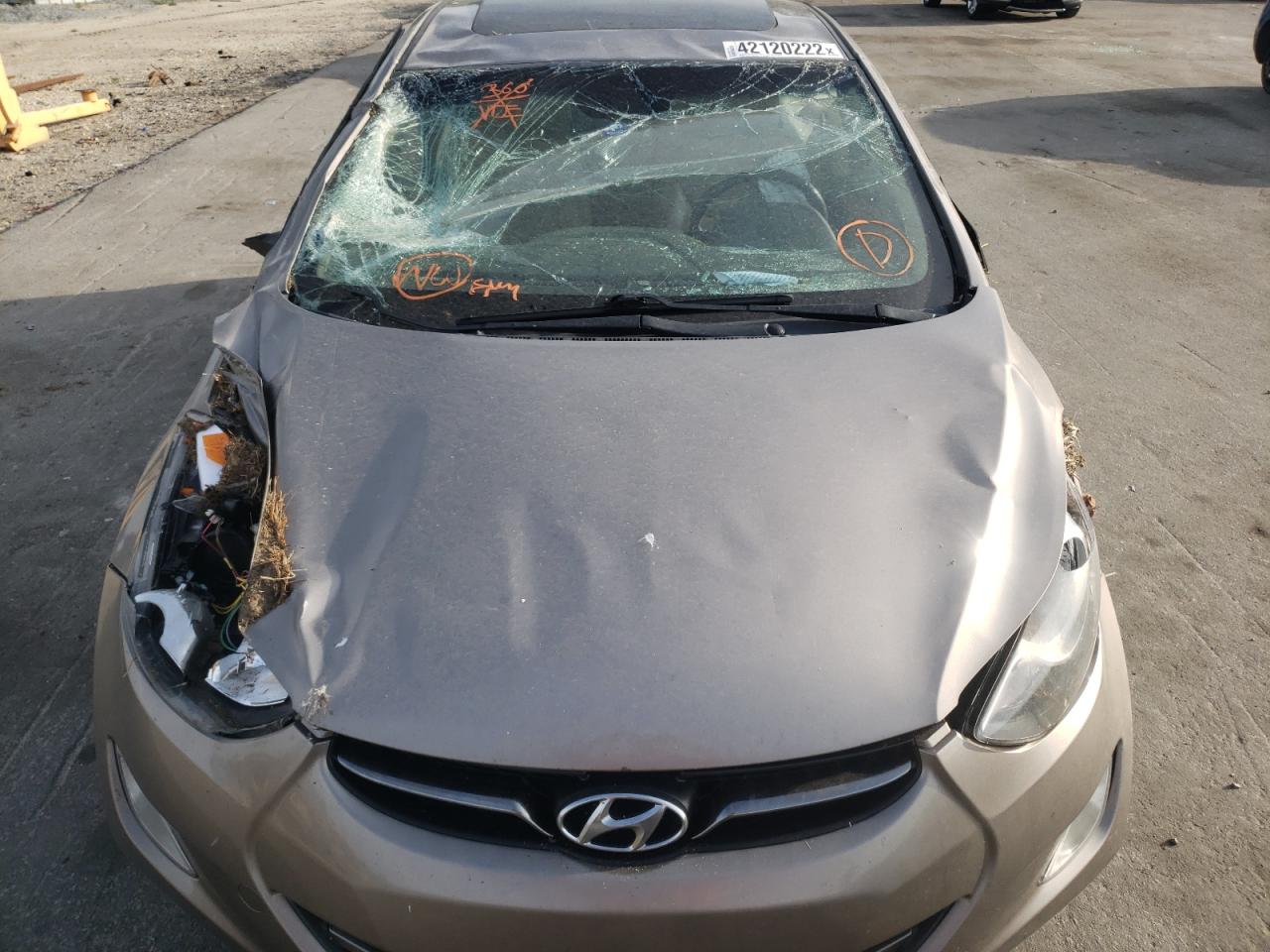 Photo 9 from auction – 2011 HYUNDAI ELANTRA GL with VIN 5NPDH4AE9BH012827