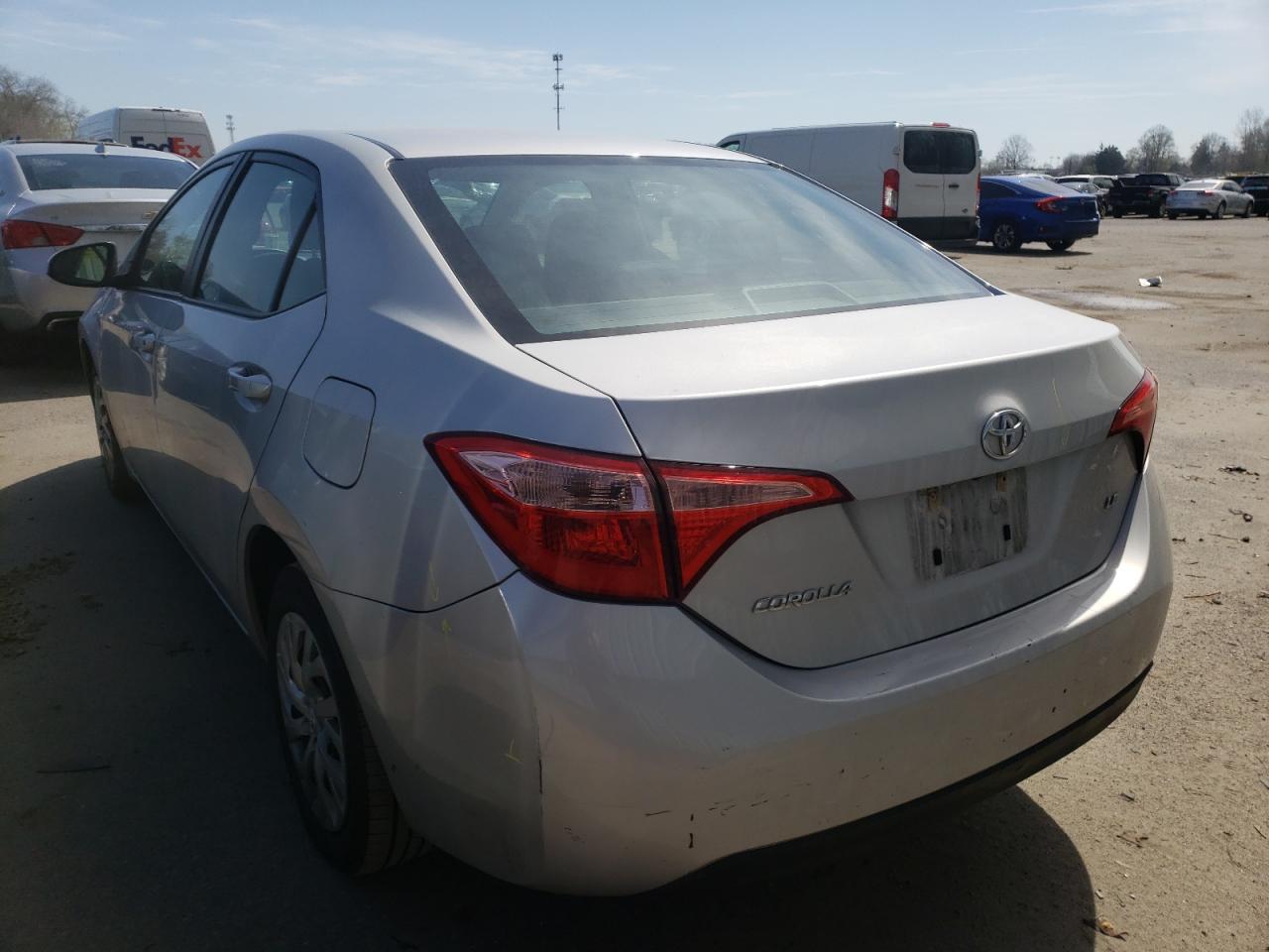 Photo 3 from auction – 2018 TOYOTA COROLLA L with VIN 2T1BURHE2JC123601