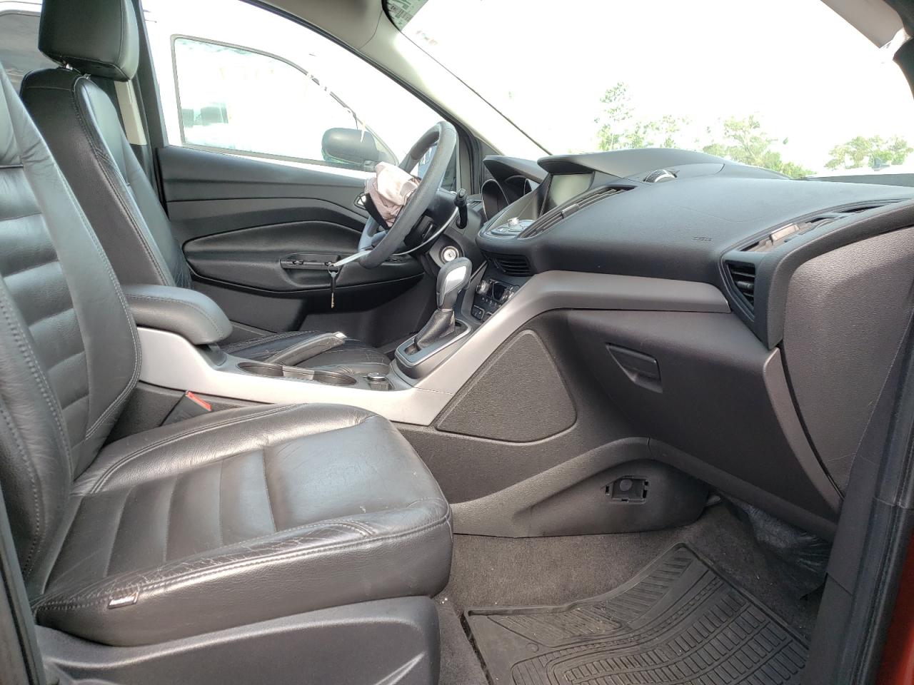 Photo 5 from auction – 2014 FORD ESCAPE SE with VIN 1FMCU0G92EUB83595