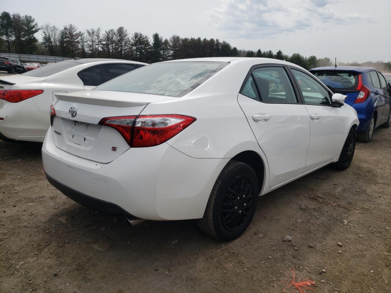 Photo 4 from auction – 2015 TOYOTA COROLLA L with VIN 2T1BURHE1FC333047
