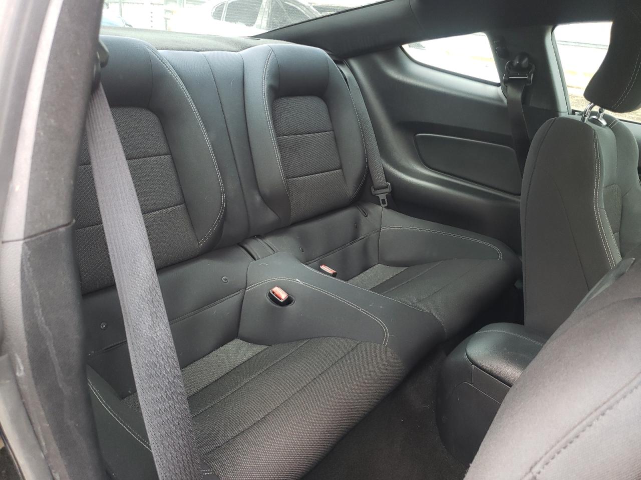 Photo 6 from auction – 2016 FORD MUSTANG with VIN 1FA6P8AM2G5335592
