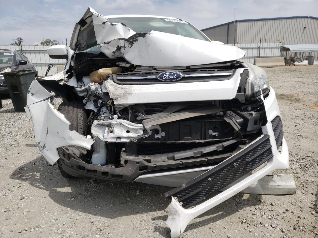 Photo 7 from auction – 2015 FORD ESCAPE SE with VIN 1FMCU0G71FUB95303