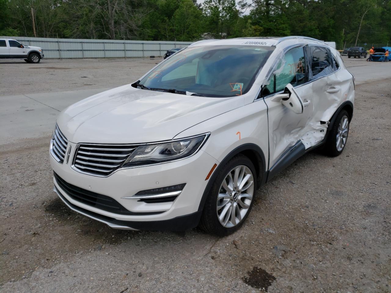 Фото 2 с аукциона – 2015 LINCOLN MKC с VIN 5LMCJ1A93FUJ22679