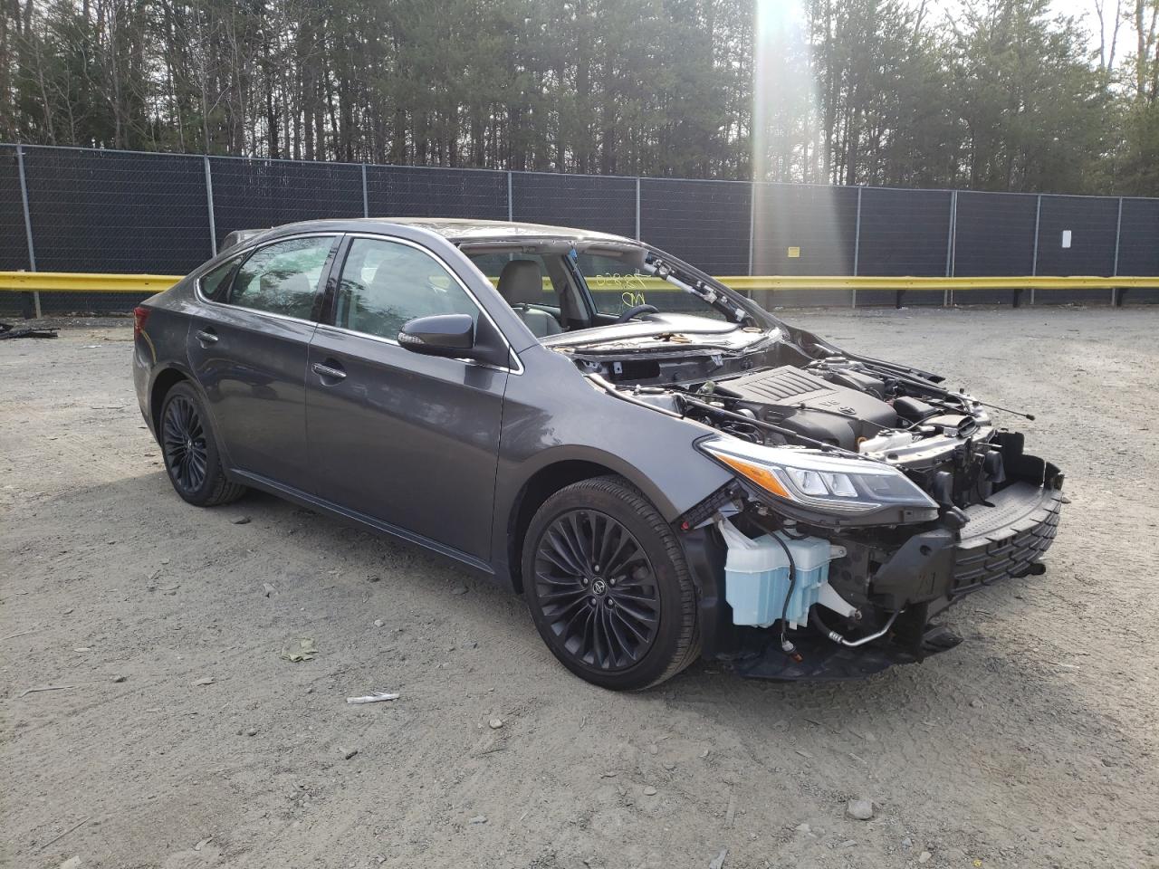 TOYOTA AVALON XLE 2016 with VIN 4T1BK1EB9GU239001 - Photo from auction