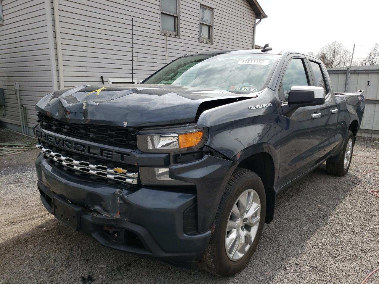 Photo 2 from auction – 2019 CHEVROLET SILVERADO with VIN 1GCRYBEH1KZ406877