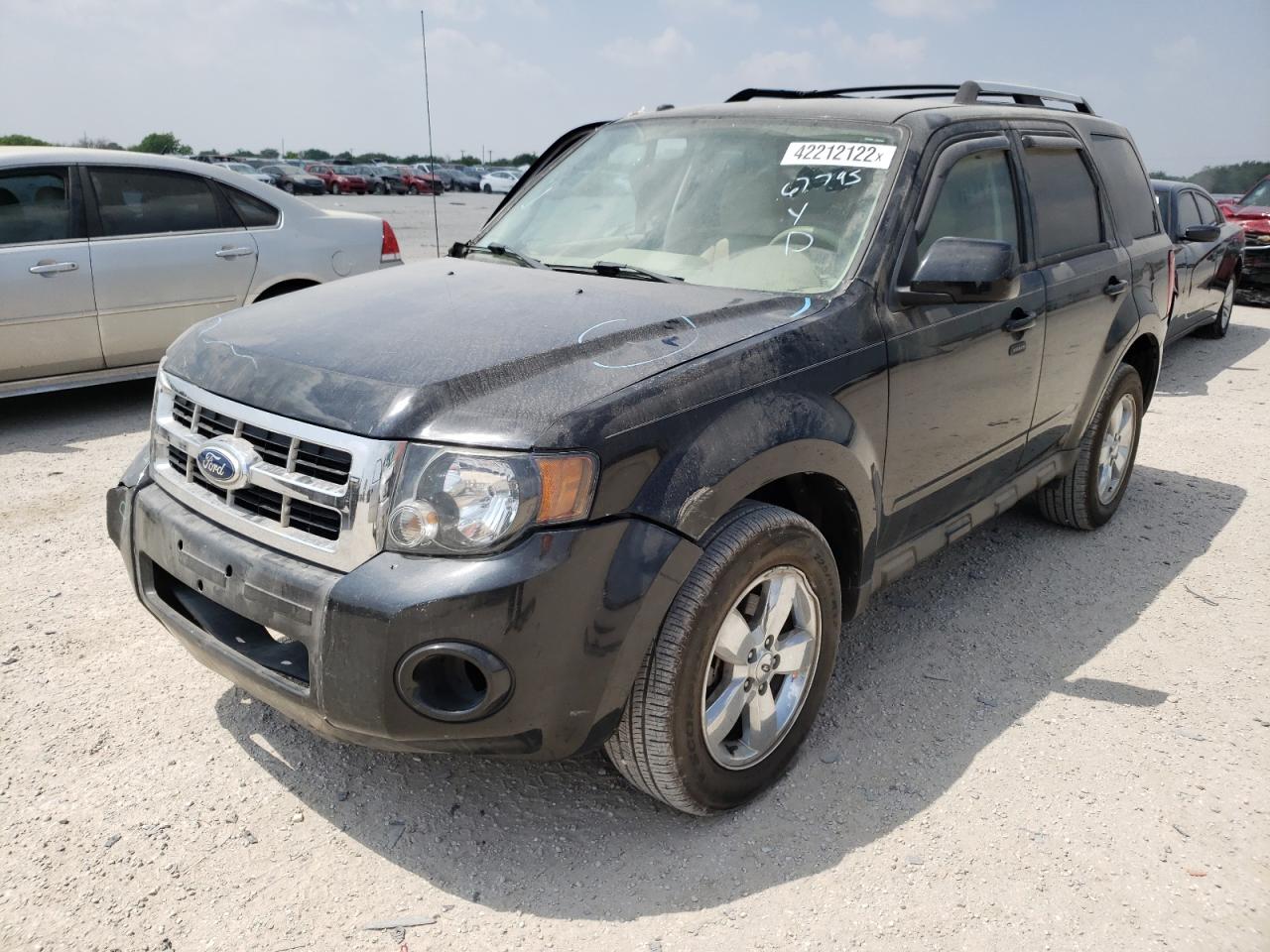 Photo 2 from auction – 2012 FORD ESCAPE LIM with VIN 1FMCU0EG6CKB30831