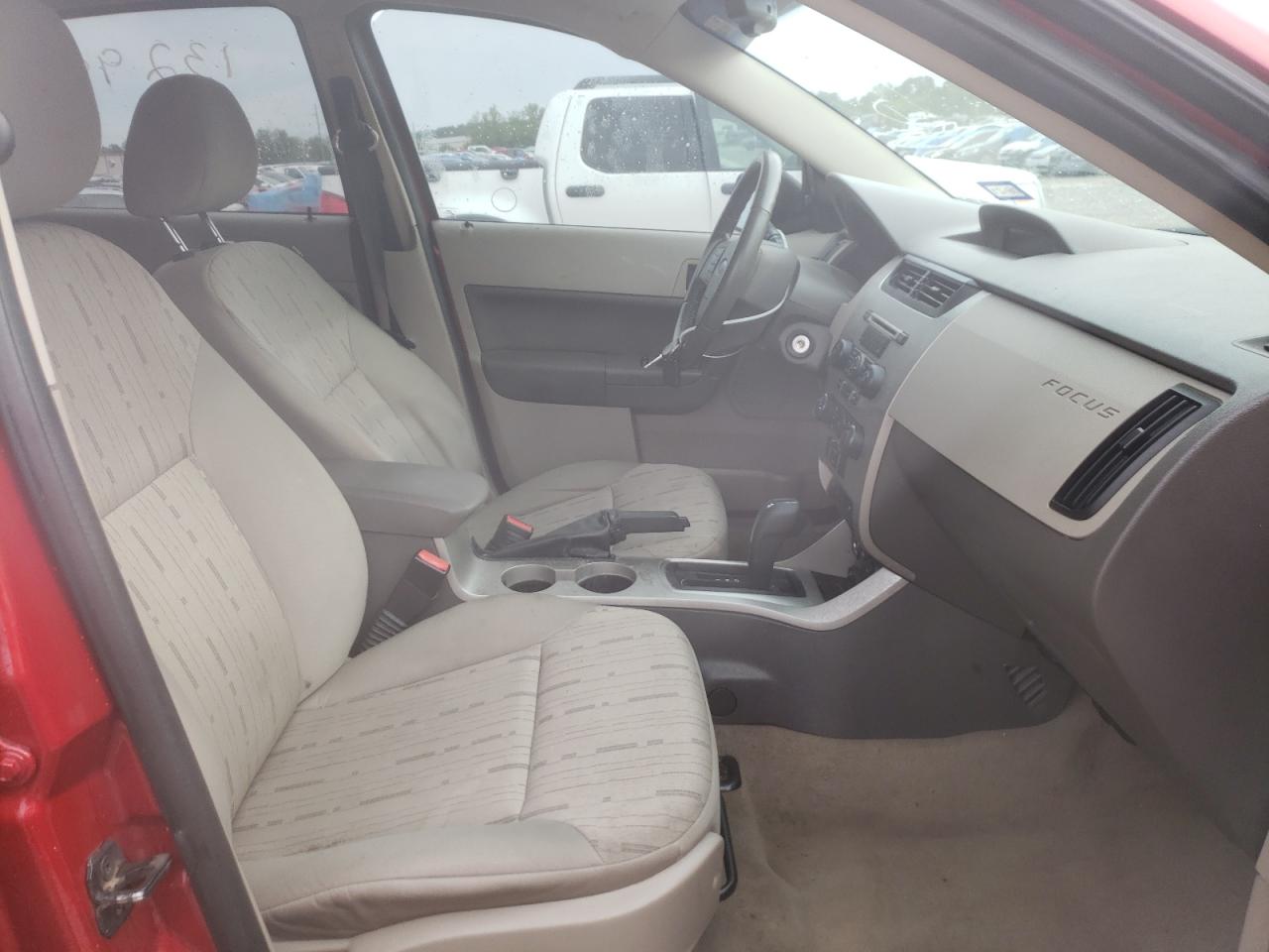 Photo 5 from auction – 2010 FORD FOCUS SE with VIN 1FAHP3FN5AW290873