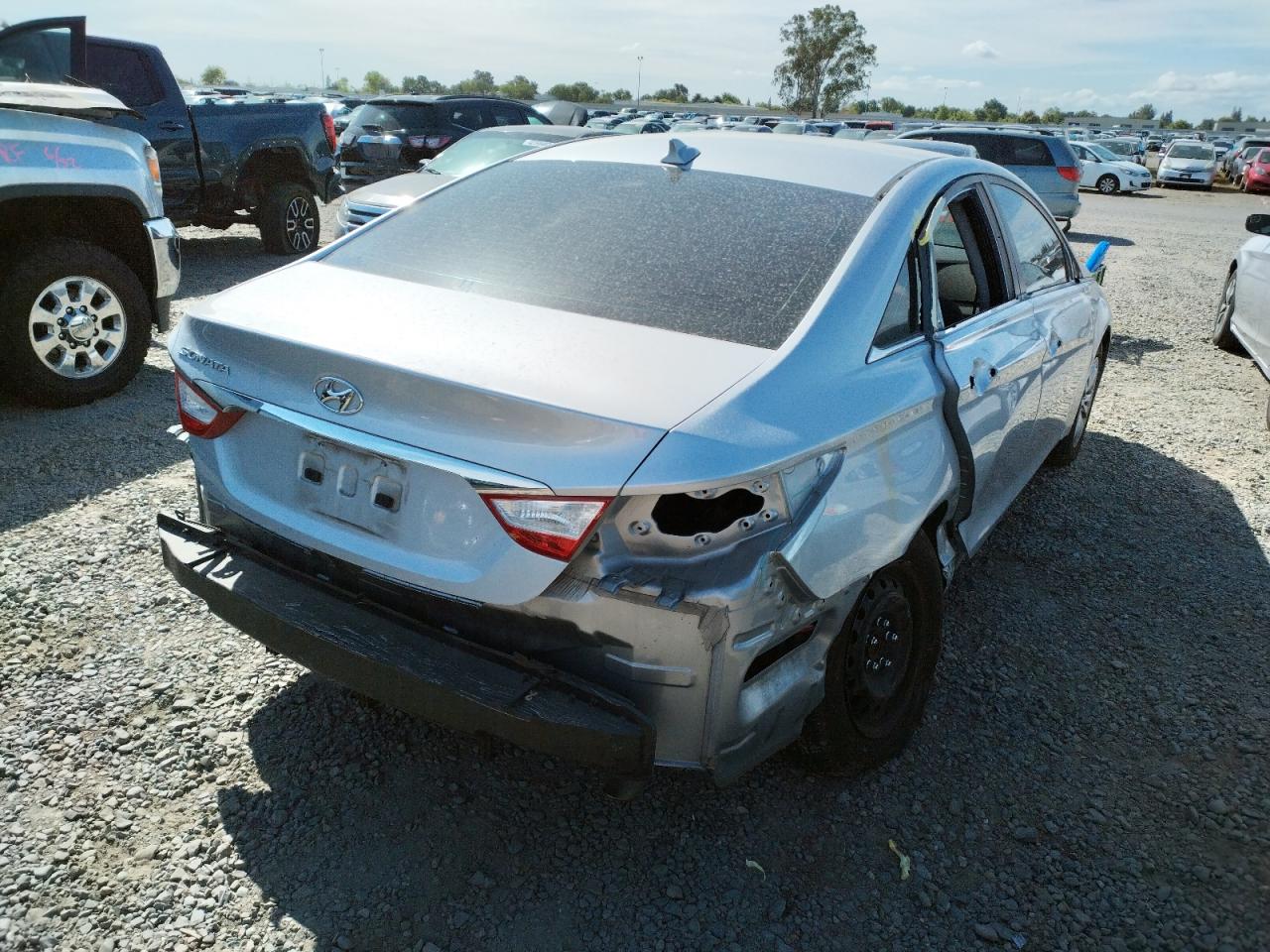 Photo 9 from auction – 2012 HYUNDAI SONATA GLS with VIN 5NPEB4AC3CH398411