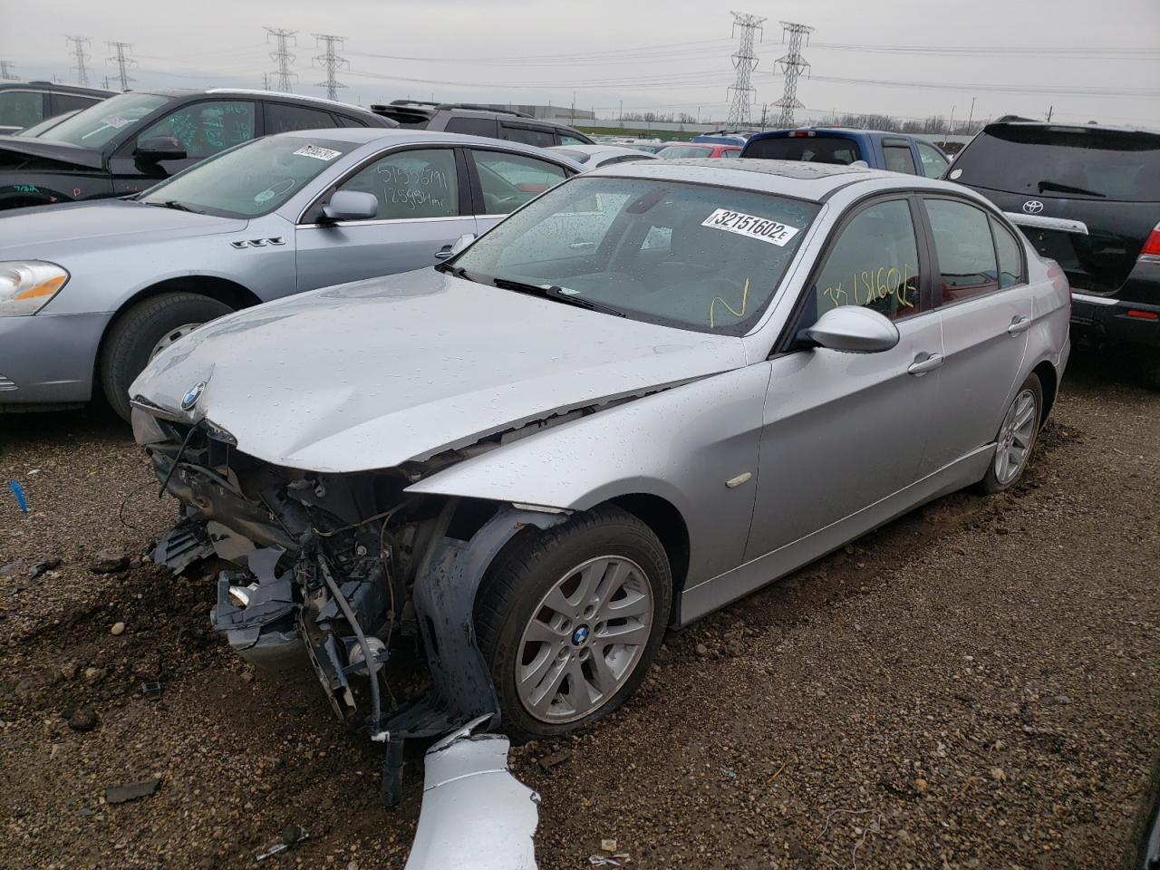 Photo 2 from auction – 2007 BMW 328 XI with VIN WBAVC93527KX53601