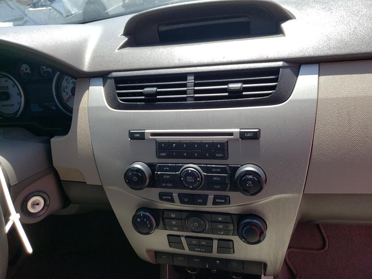 Photo 9 from auction – 2010 FORD FOCUS SE with VIN 1FAHP3FN7AW160478