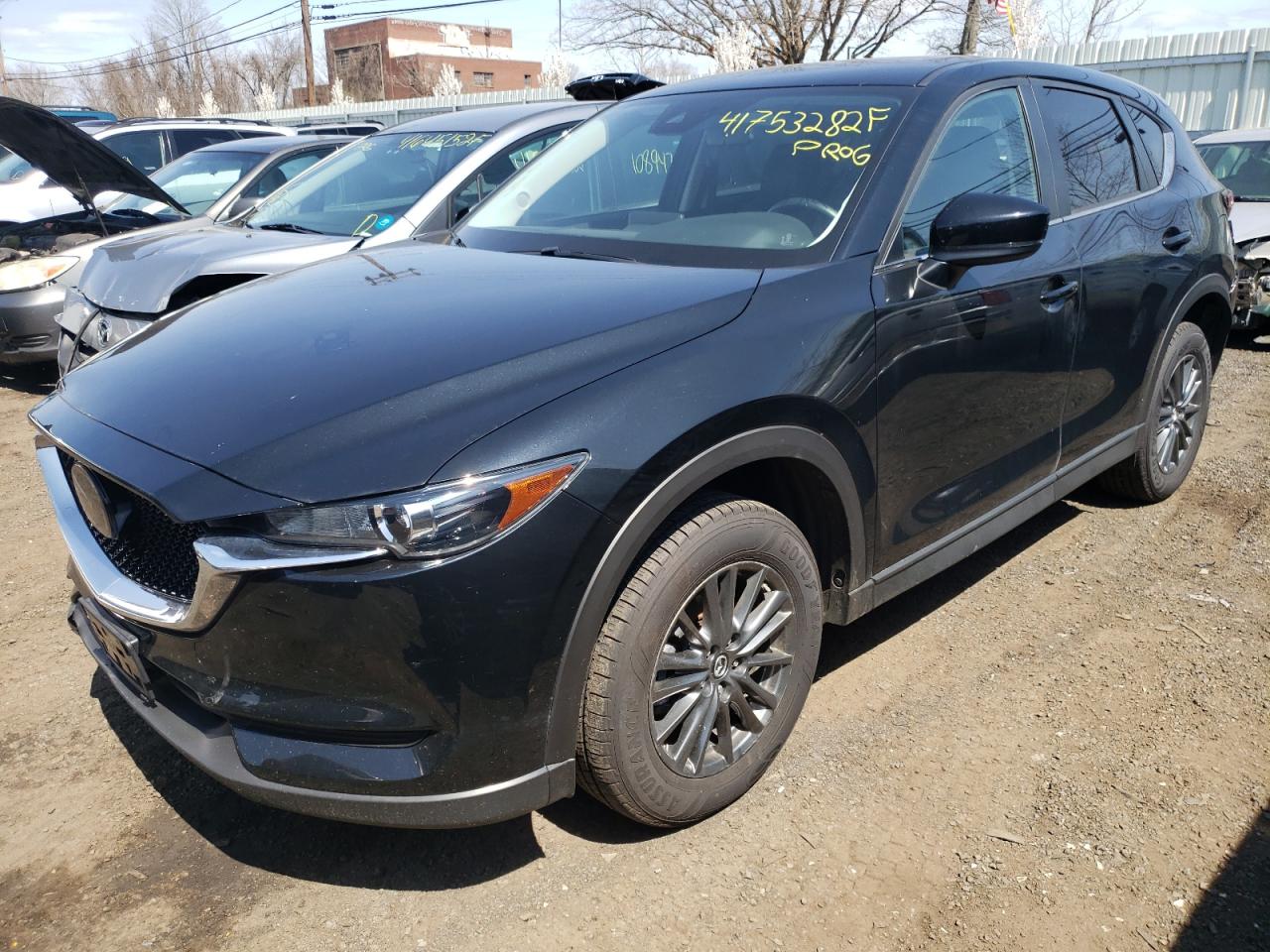 Photo 2 from auction – 2019 MAZDA CX-5 TOURI with VIN JM3KFBCM3K0622071