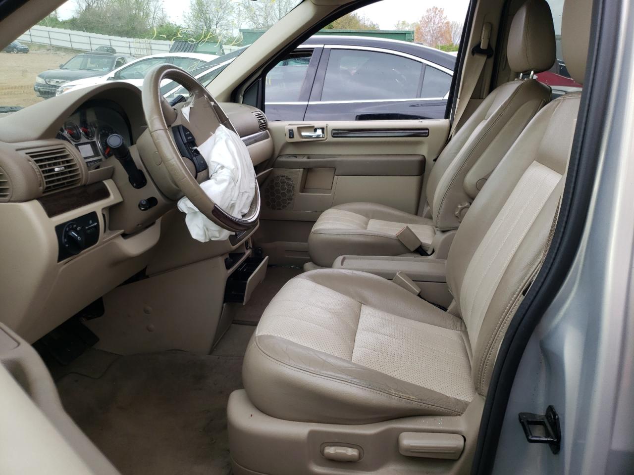 Photo 5 from auction – 2006 MERCURY MONTEREY L with VIN 2MRDA22266BJ00861