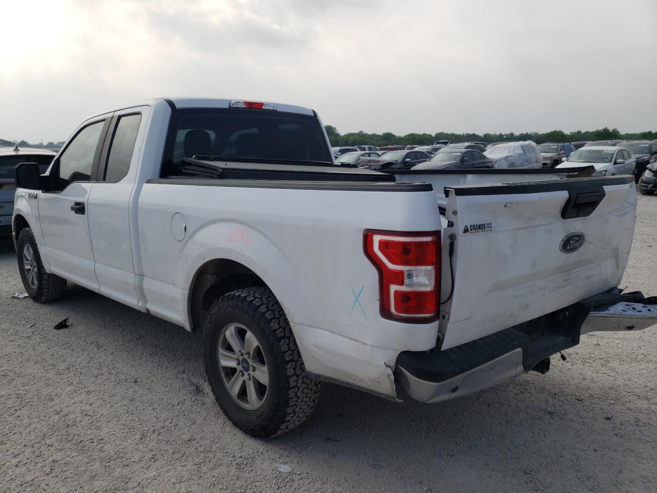 Photo 3 from auction – 2018 FORD F150 SUPER with VIN 1FTEX1C57JKF30843