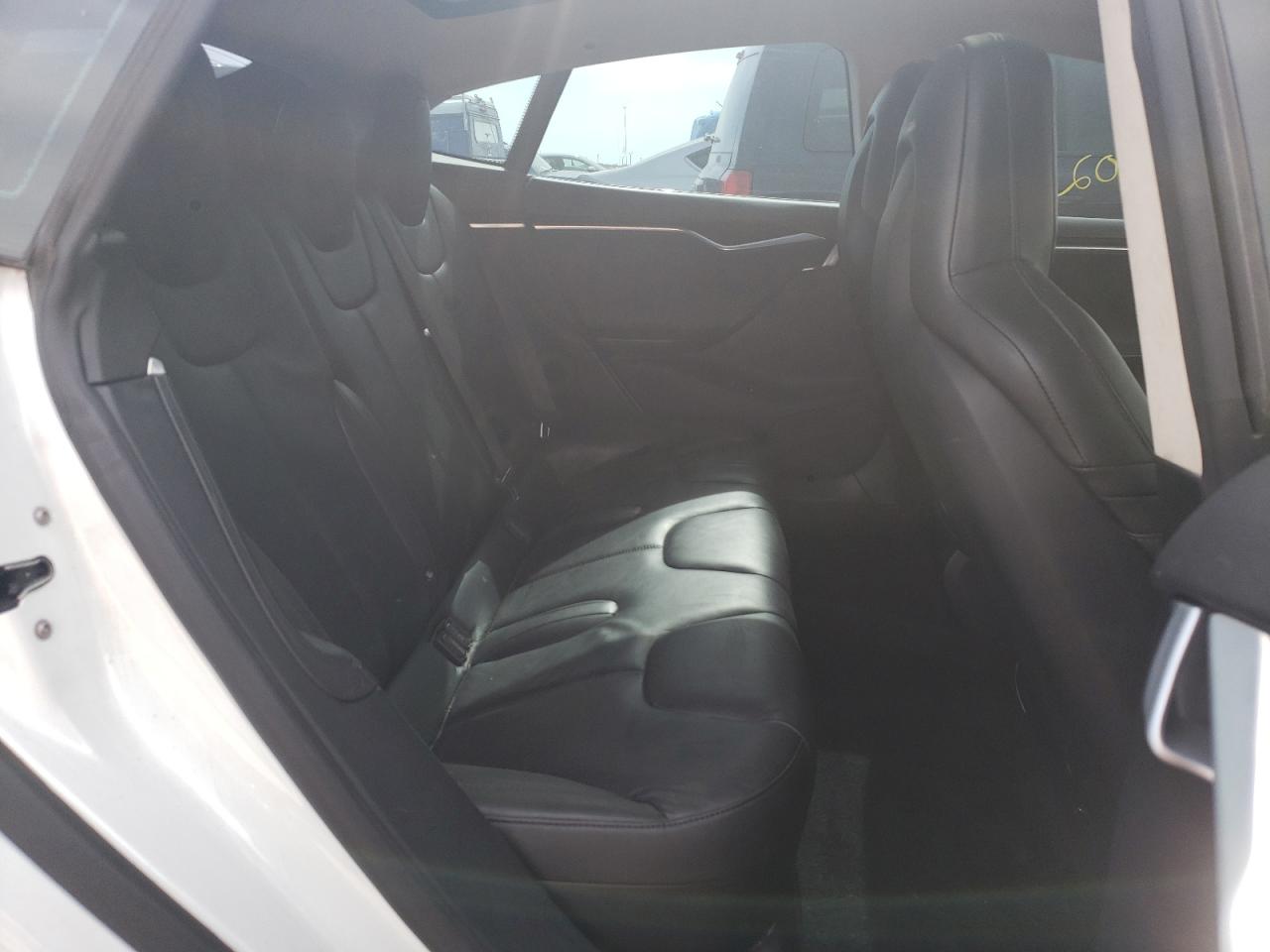 Photo 6 from auction – 2016 TESLA MODEL S with VIN 5YJSA1E18GF142766