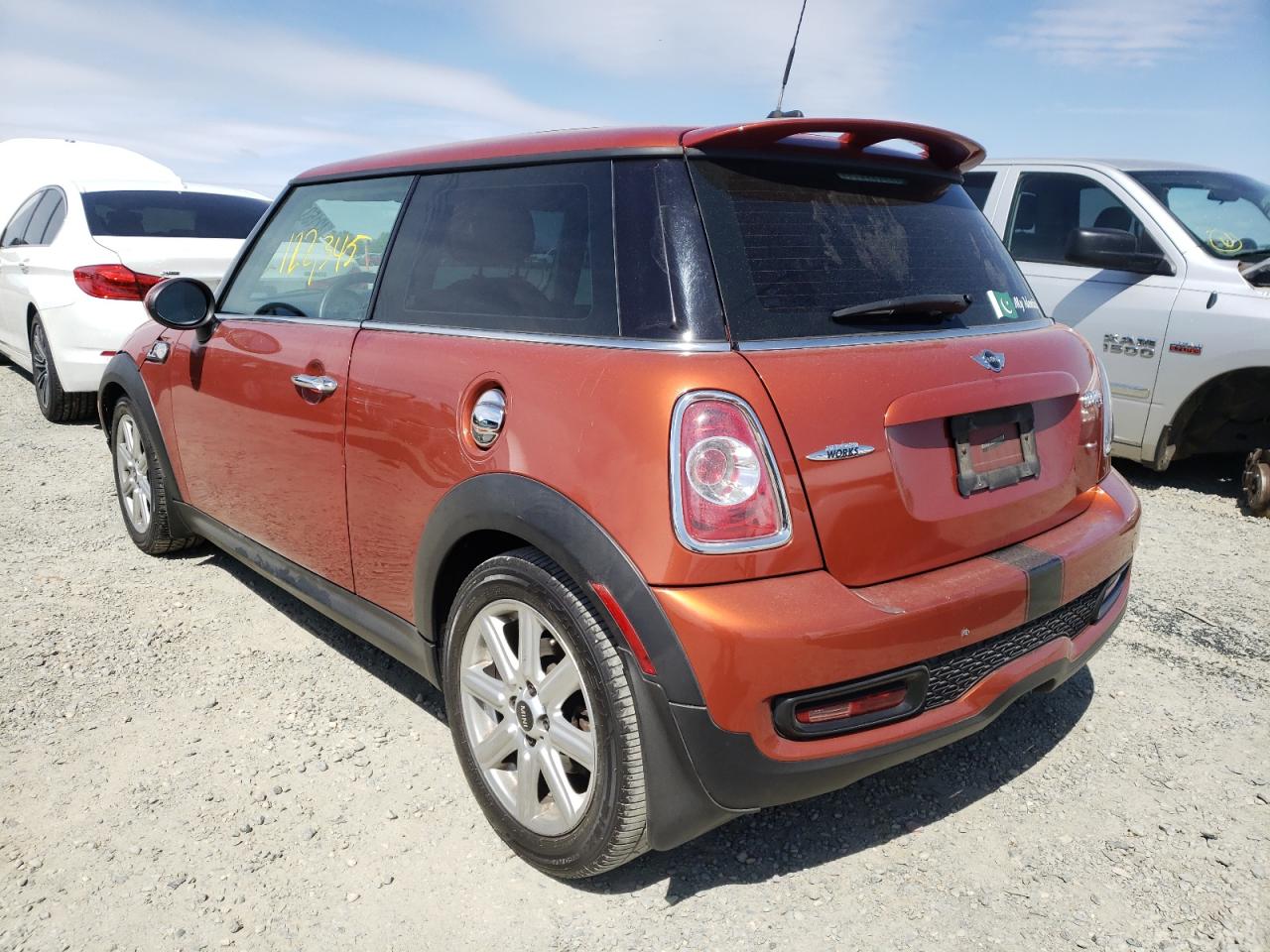 Photo 3 from auction – 2013 MINI COOPER S with VIN WMWSV3C50DT393048