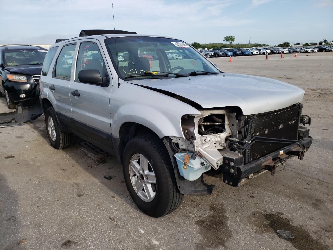 FORD ESCAPE XLS 2007 with VIN 1FMCU02Z97KA44019 - Photo from auction