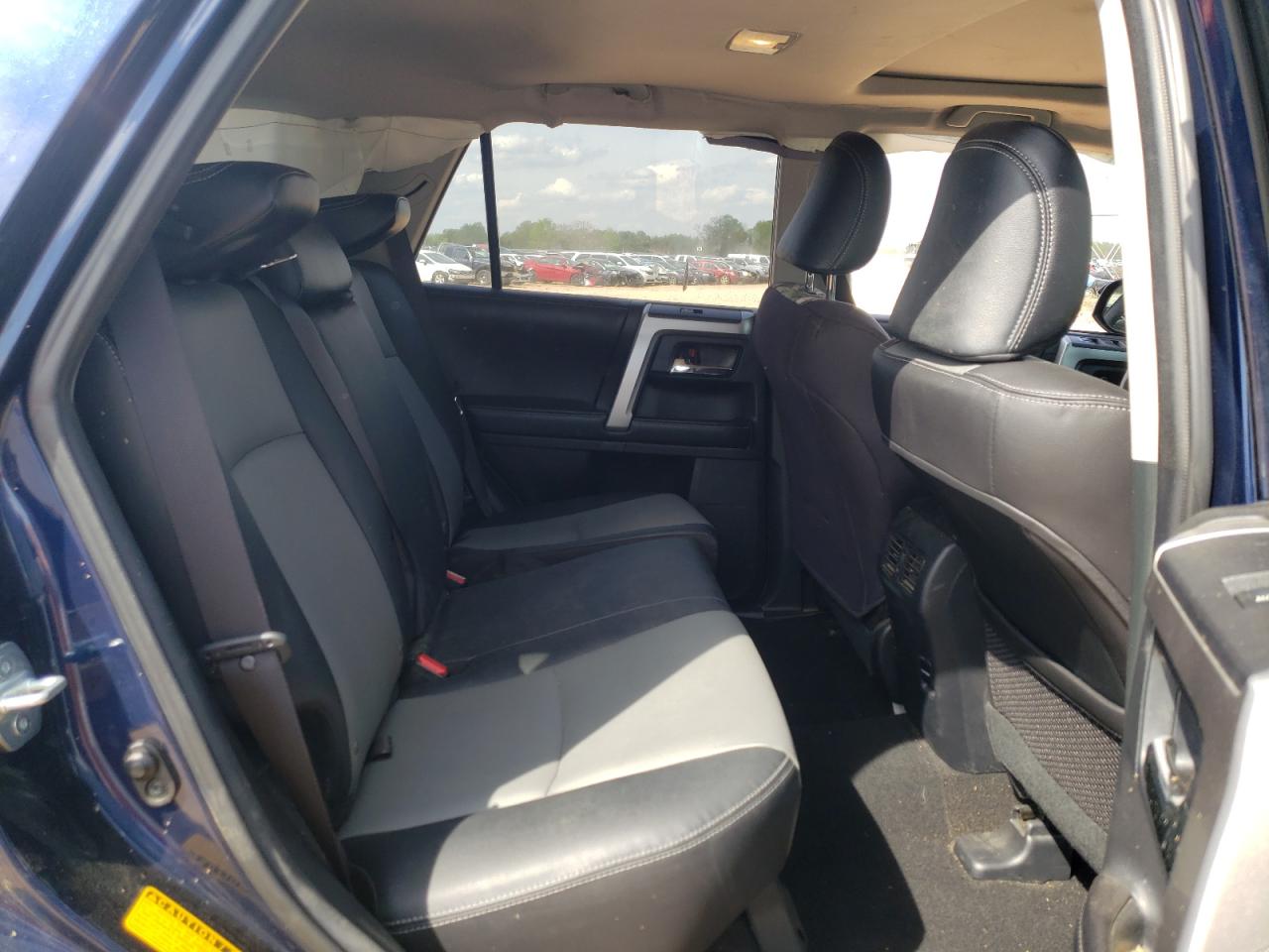 Photo 6 from auction – 2016 TOYOTA 4RUNNER SR with VIN JTEBU5JR9G5400509