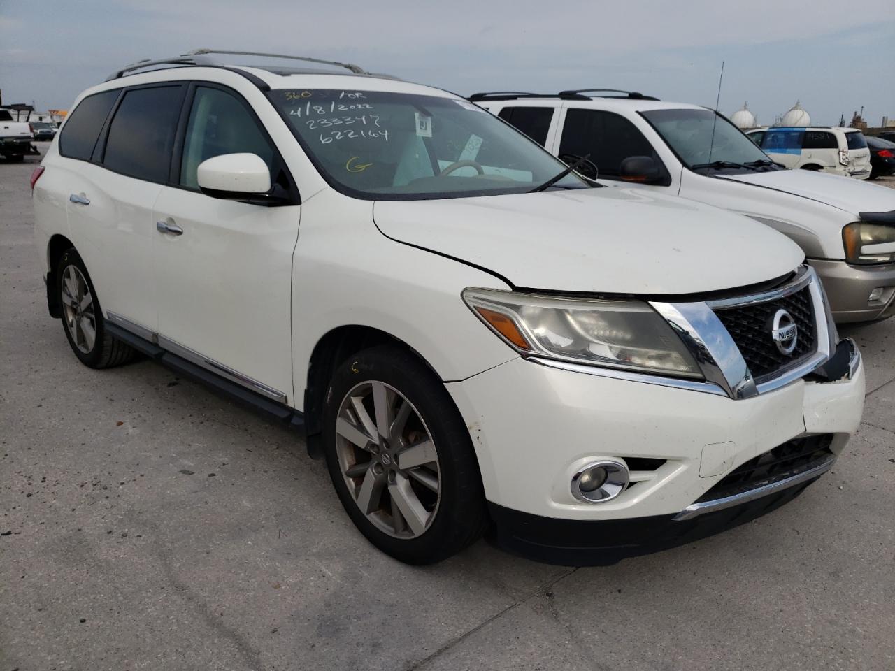 NISSAN PATHFINDER 2013 with VIN 5N1AR2MNXDC622164 - Photo from auction