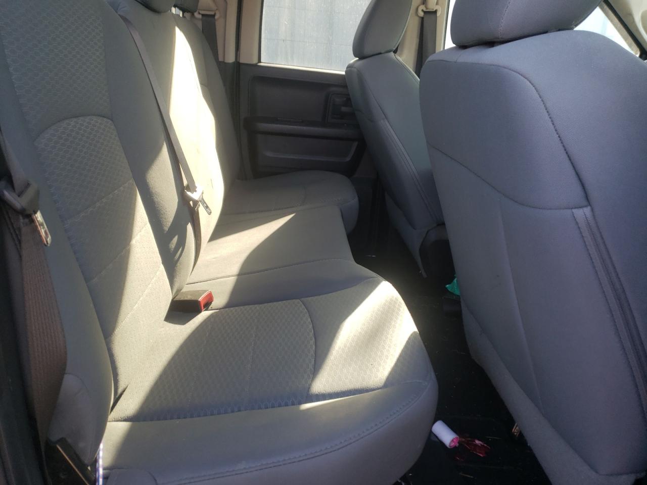 Foto 6 de la subasta – 2015 RAM 1500 ST con VIN 1C6RR6FG4FS517648