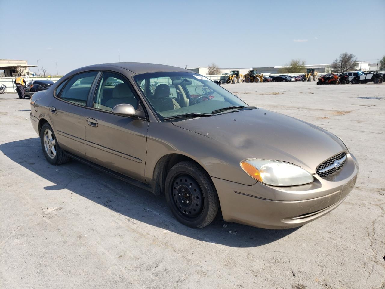 FORD TAURUS SES 2002 with VIN 1FAFP55U82A166168 - Photo from auction