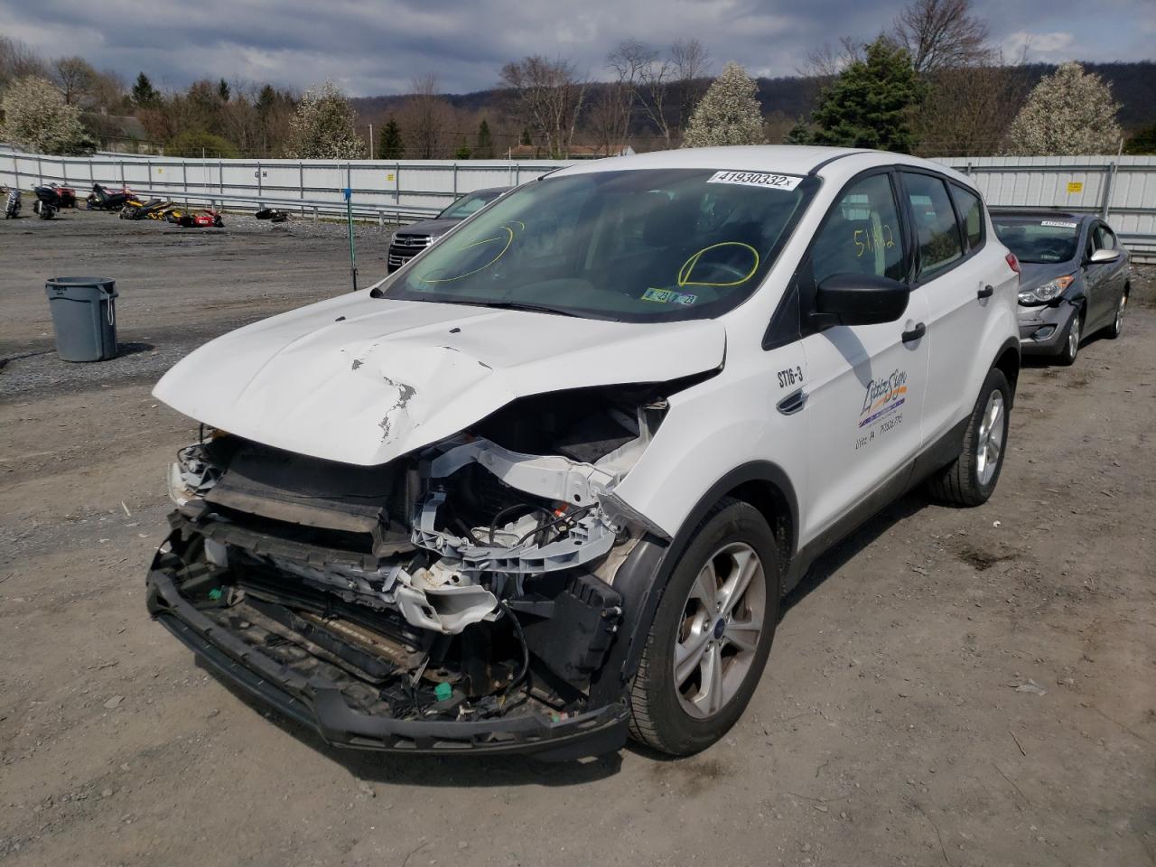 Photo 2 from auction – 2016 FORD ESCAPE S with VIN 1FMCU0F79GUC18541