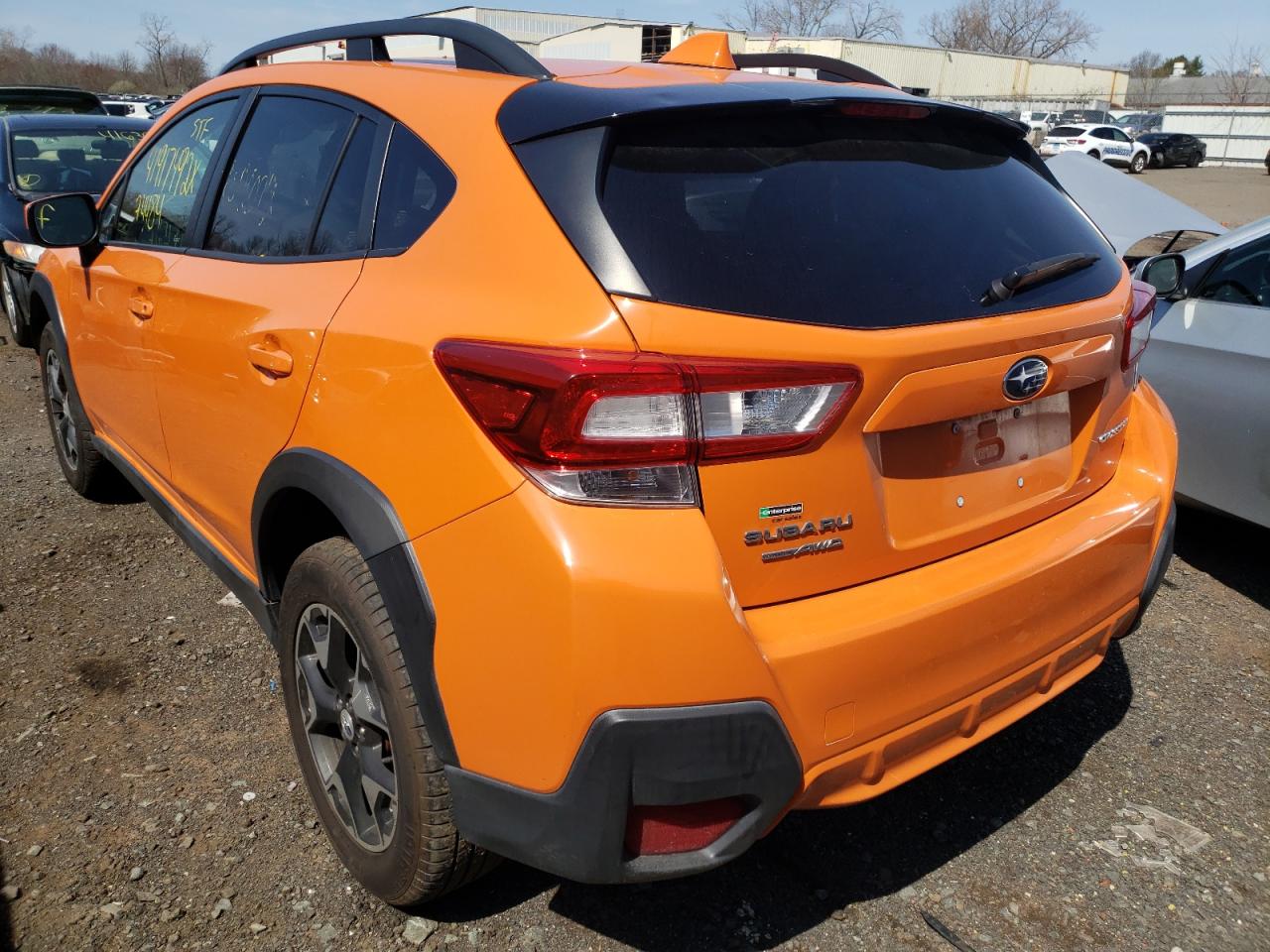 Photo 3 from auction – 2018 SUBARU CROSSTREK with VIN JF2GTABC9JH260582