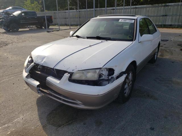 Photo 2 from auction – 2000 TOYOTA CAMRY LE with VIN 4T1BF28K3YU941001