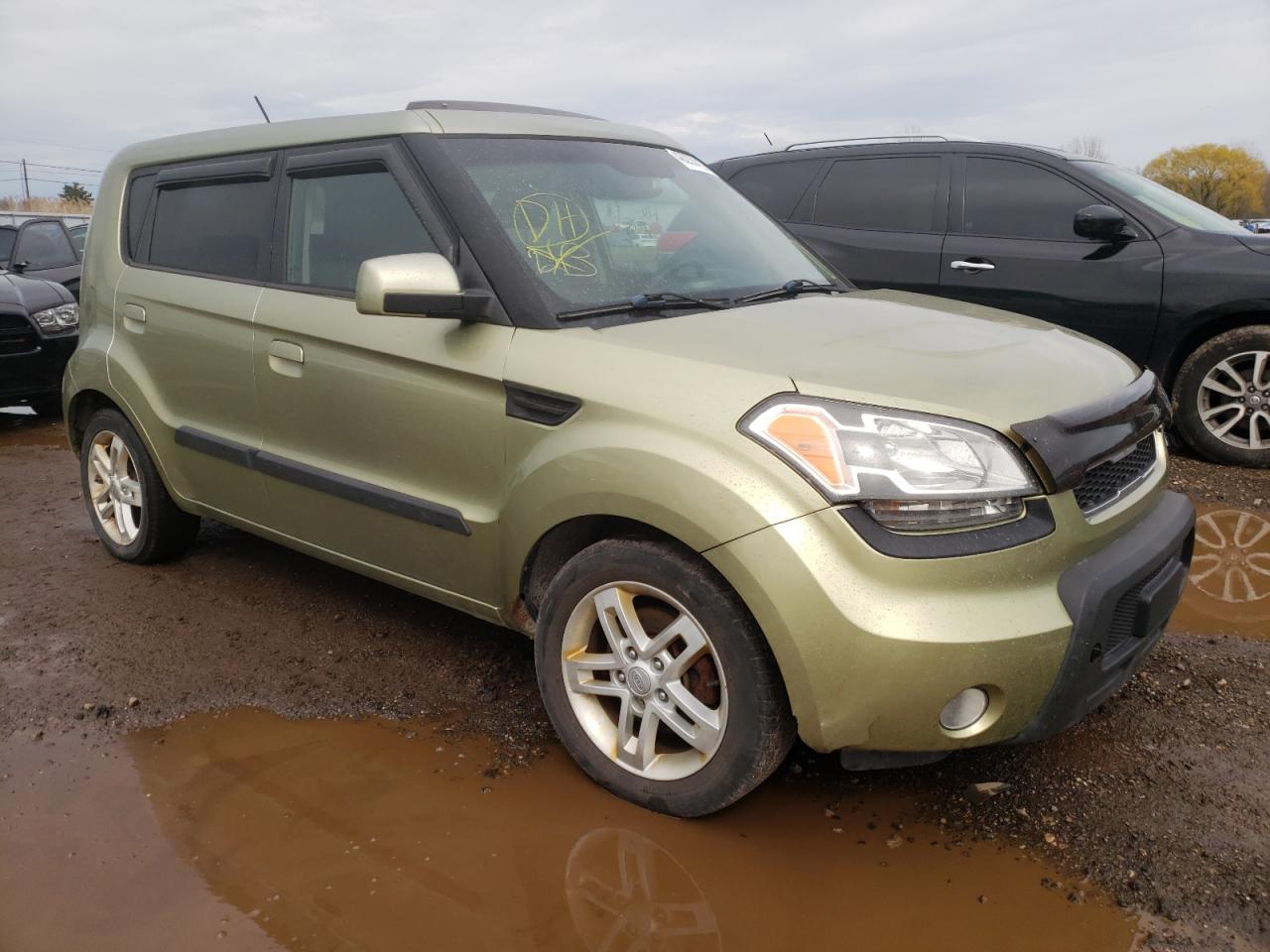 KIA SOUL + 2010 with VIN KNDJT2A26A7192346 - Photo from auction
