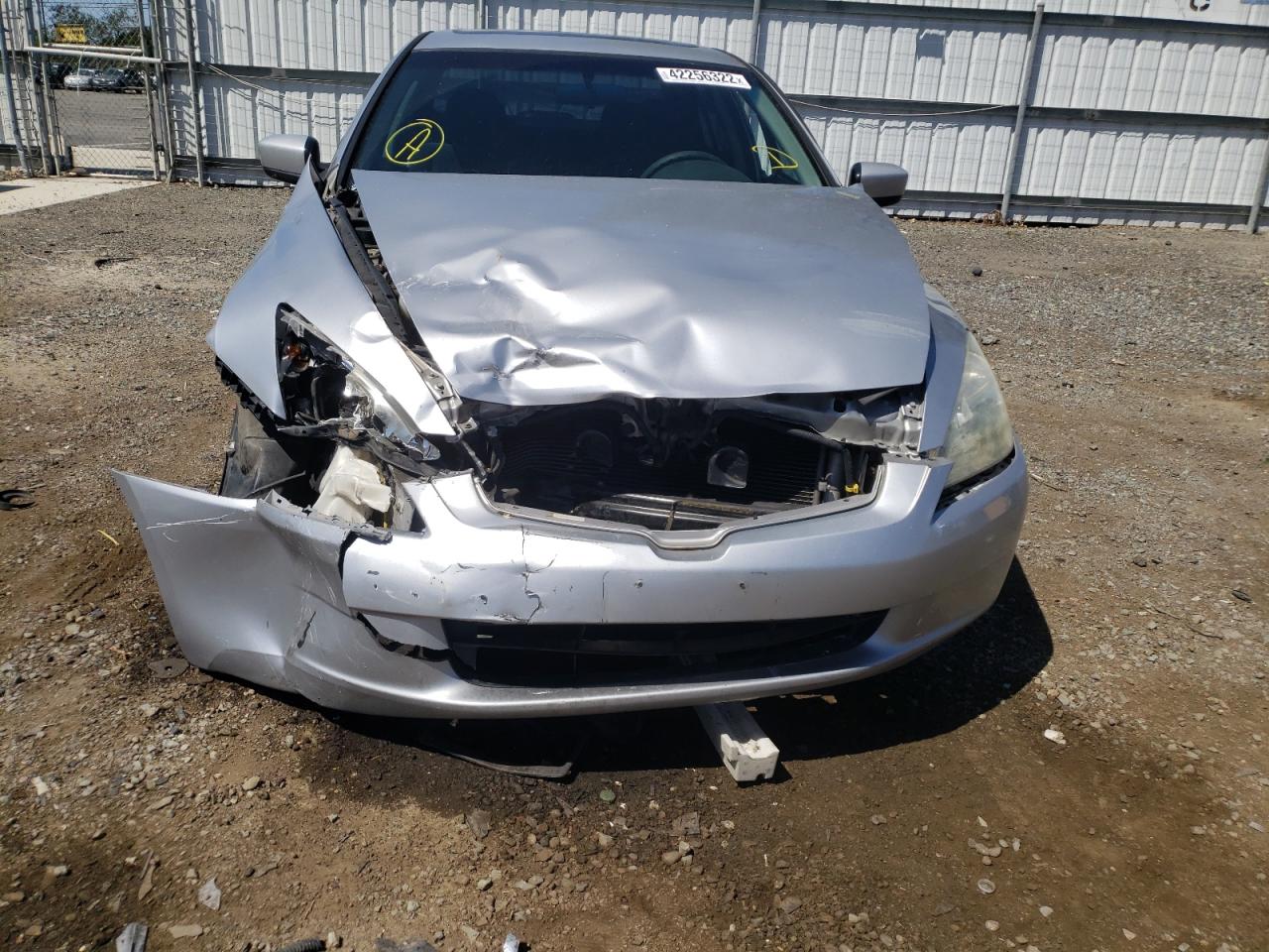 Photo 9 from auction – 2004 HONDA ACCORD EX with VIN JHMCM56664C002381