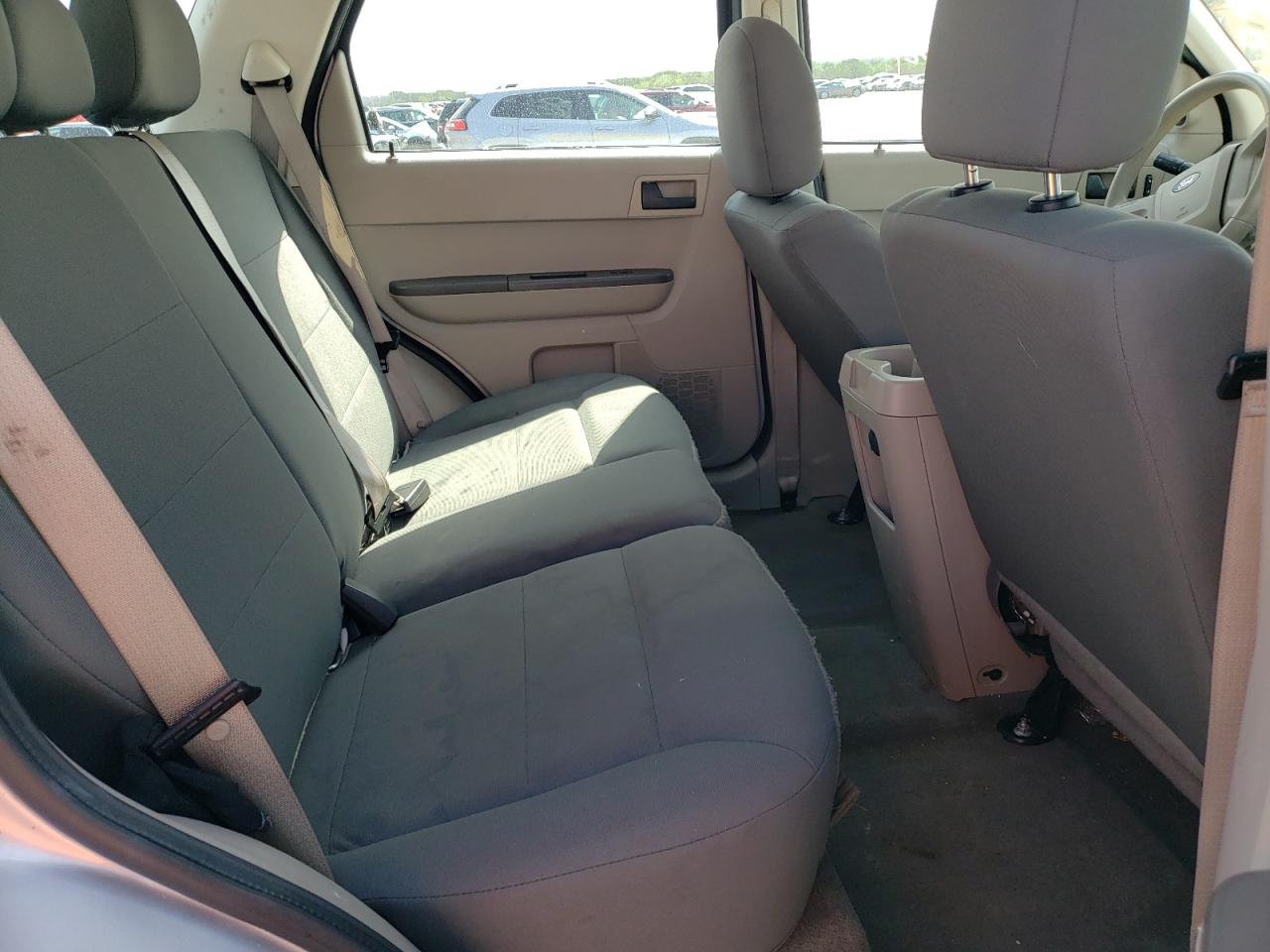Photo 6 from auction – 2012 FORD ESCAPE XLS with VIN 1FMCU0C78CKB10017