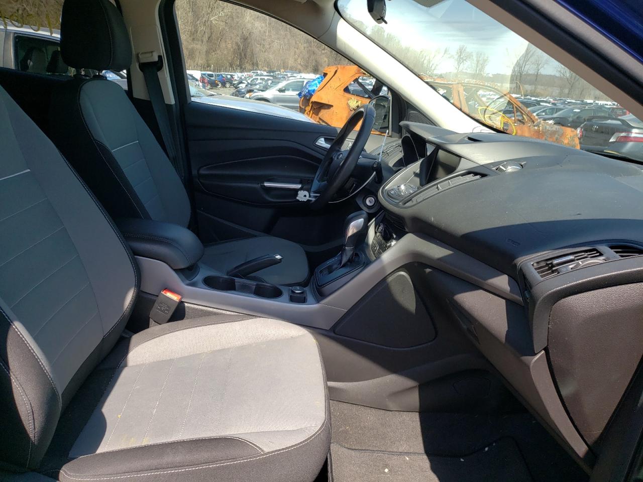 Photo 5 from auction – 2014 FORD ESCAPE SE with VIN 1FMCU9G99EUC13812
