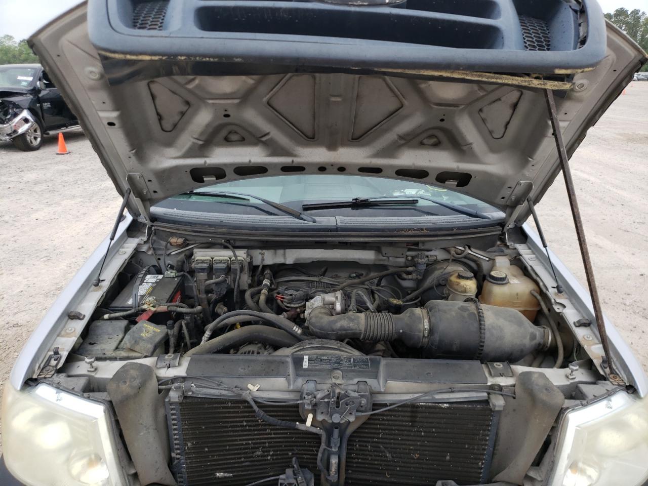 Photo 7 from auction – 2007 FORD F150 with VIN 1FTRF12247NA85139