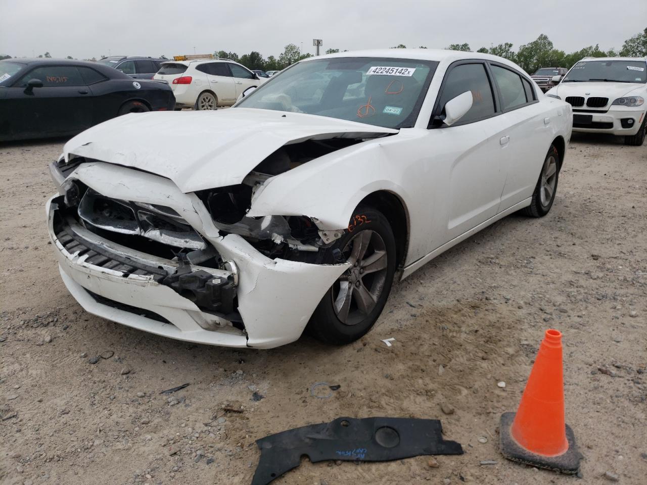 Zdjęcie 2 z aukcji – 2014 DODGE CHARGER SE z VIN 2C3CDXBG2EH344621