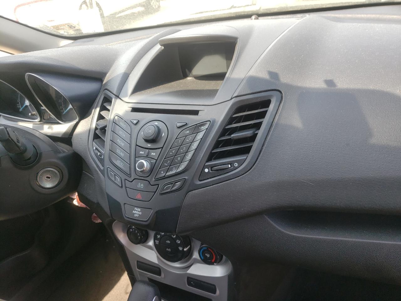 Photo 9 from auction – 2014 FORD FIESTA SE with VIN 3FADP4EJ4EM107181