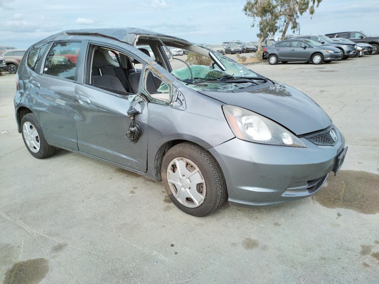 HONDA FIT 2013 with VIN JHMGE8H31DC082580 - Photo from auction