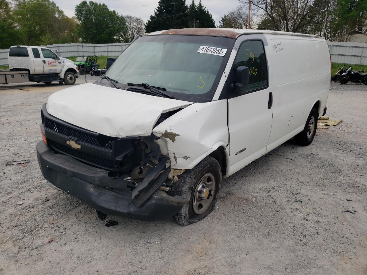 Photo 2 from auction – 2003 CHEVROLET EXPRESS G2 with VIN 1GCFG25T531131797