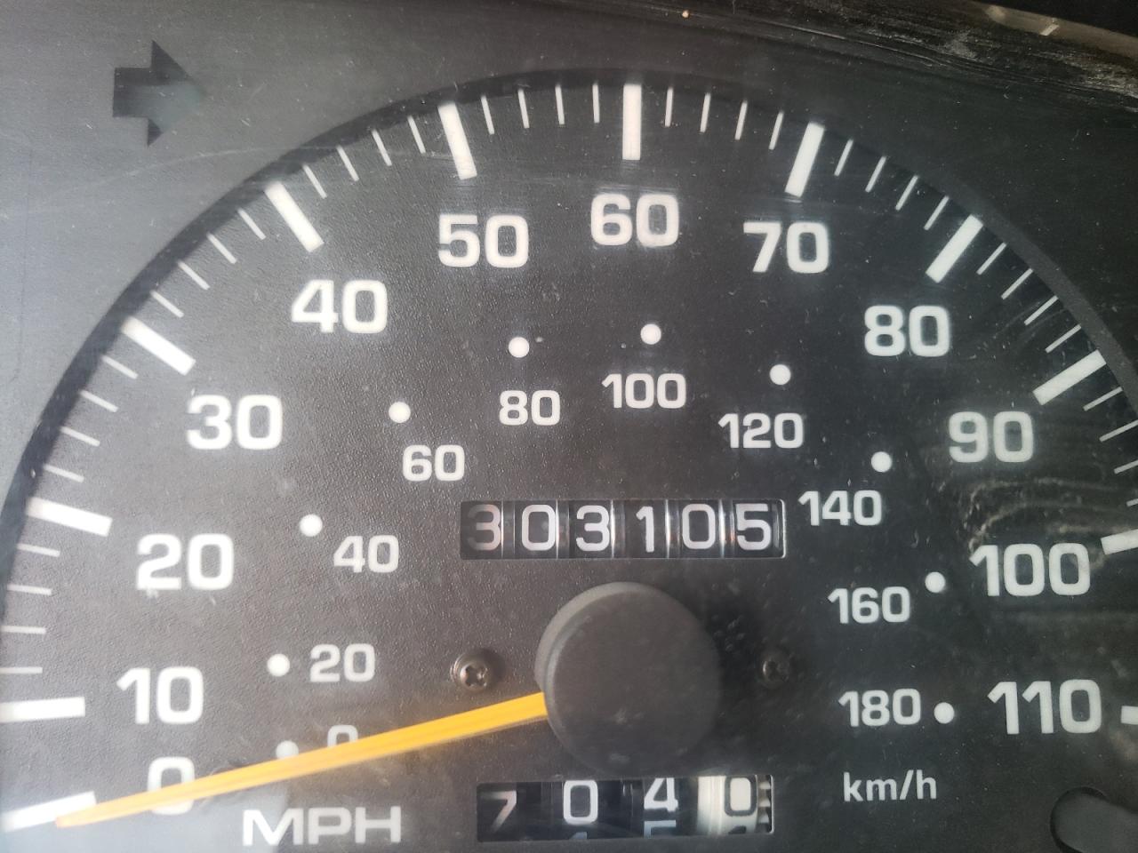 Photo 8 from auction – 1998 TOYOTA 4RUNNER SR with VIN JT3HN86R2W0132957