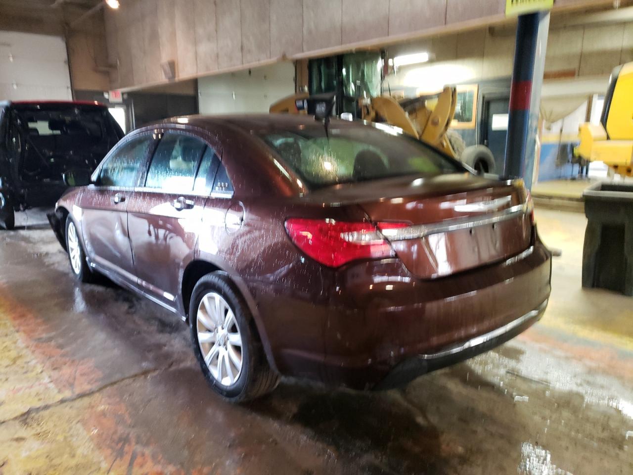 Photo 3 from auction – 2012 CHRYSLER 200 TOURIN with VIN 1C3CCBBB2CN169401
