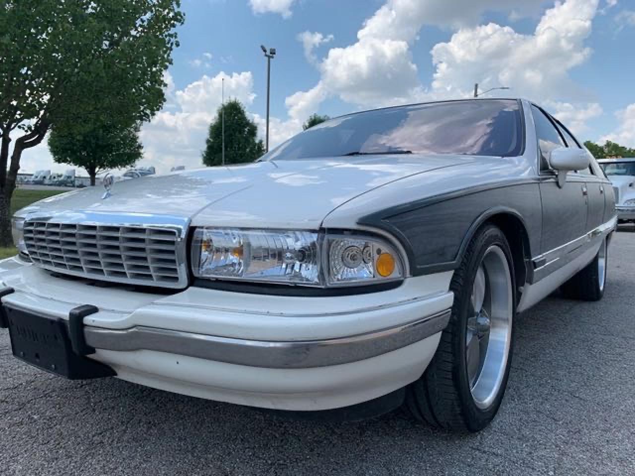 صورة رقم 2 من المزاد - 1993 BUICK ROADMASTER مع VIN 1G4BR8372PW404605