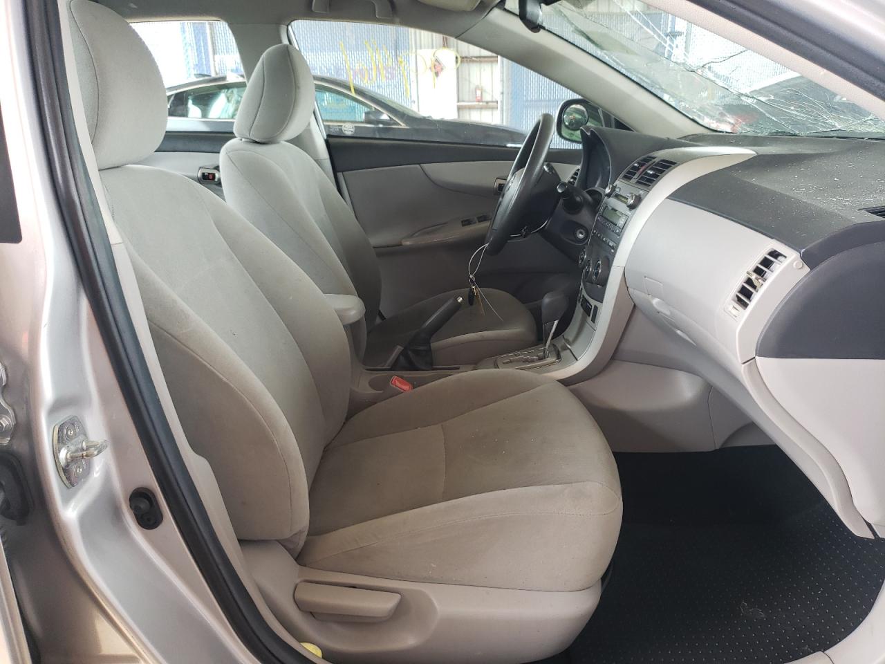 Photo 5 from auction – 2011 TOYOTA COROLLA BA with VIN 2T1BU4EEXBC550789